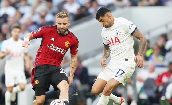 Vụ việc Luke Shaw chấn thương khiến Ten Hag đau đầu